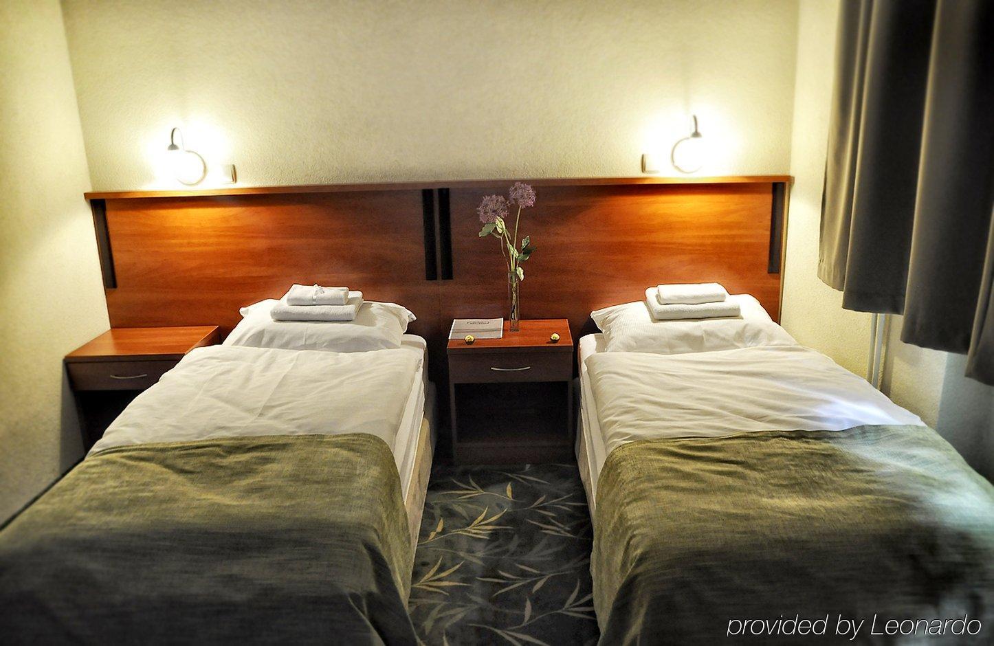 Brojan Otel Jaworzno Oda fotoğraf