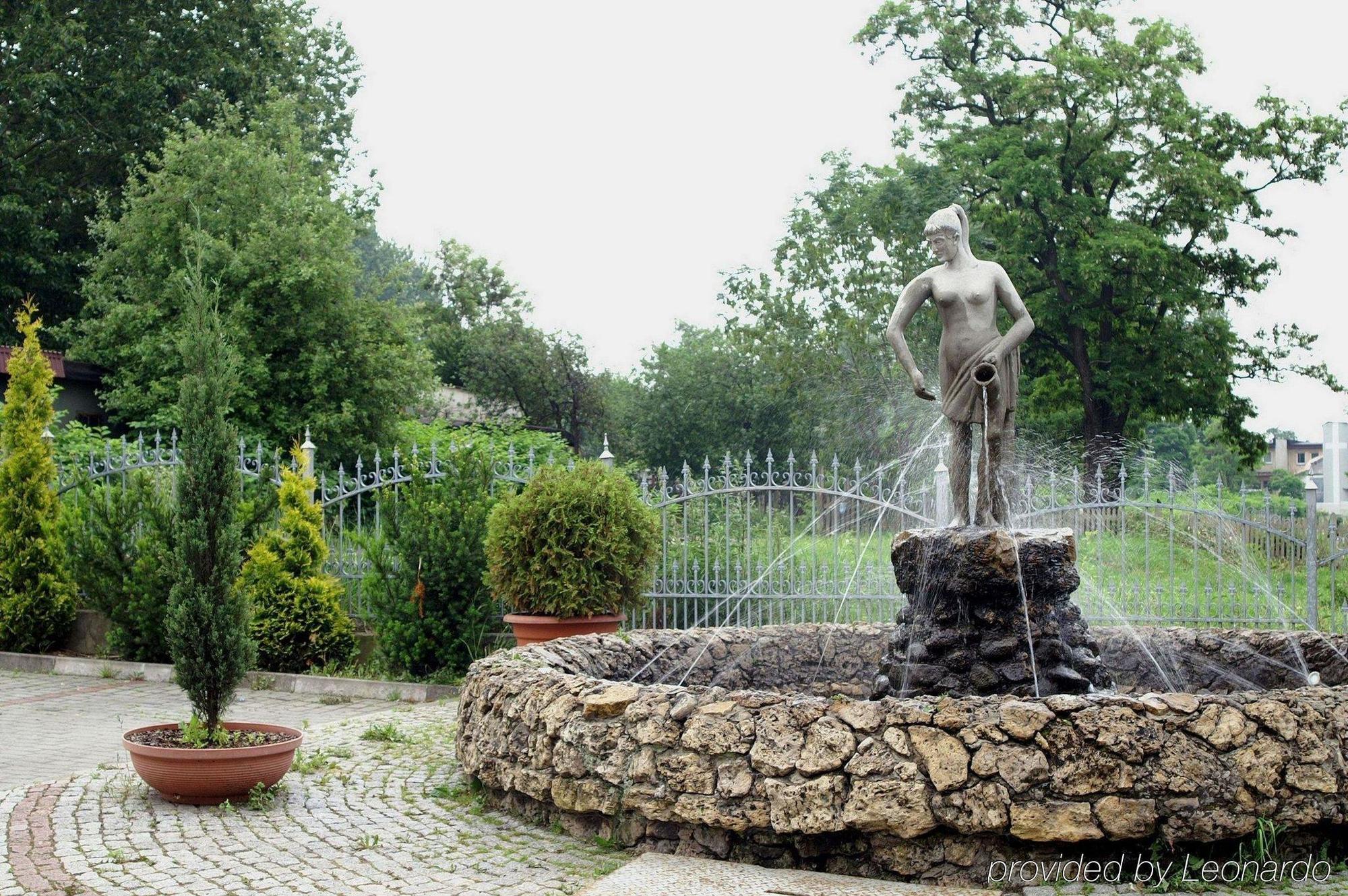 Brojan Otel Jaworzno Konforlar fotoğraf
