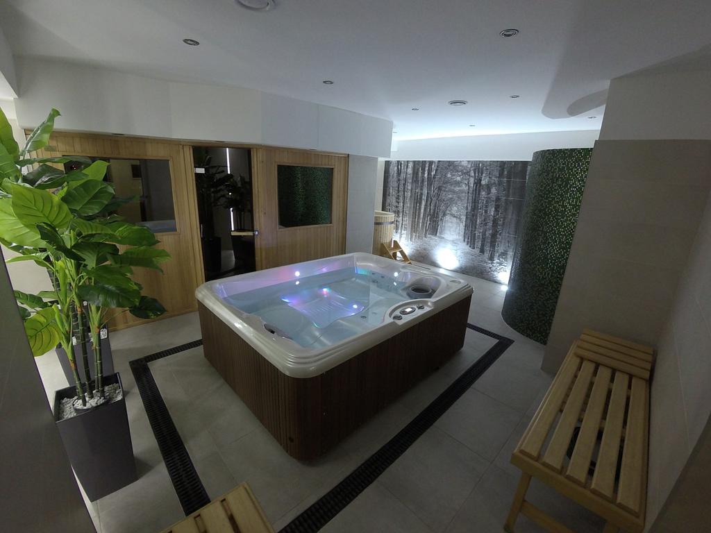 Brojan Otel Jaworzno Dış mekan fotoğraf