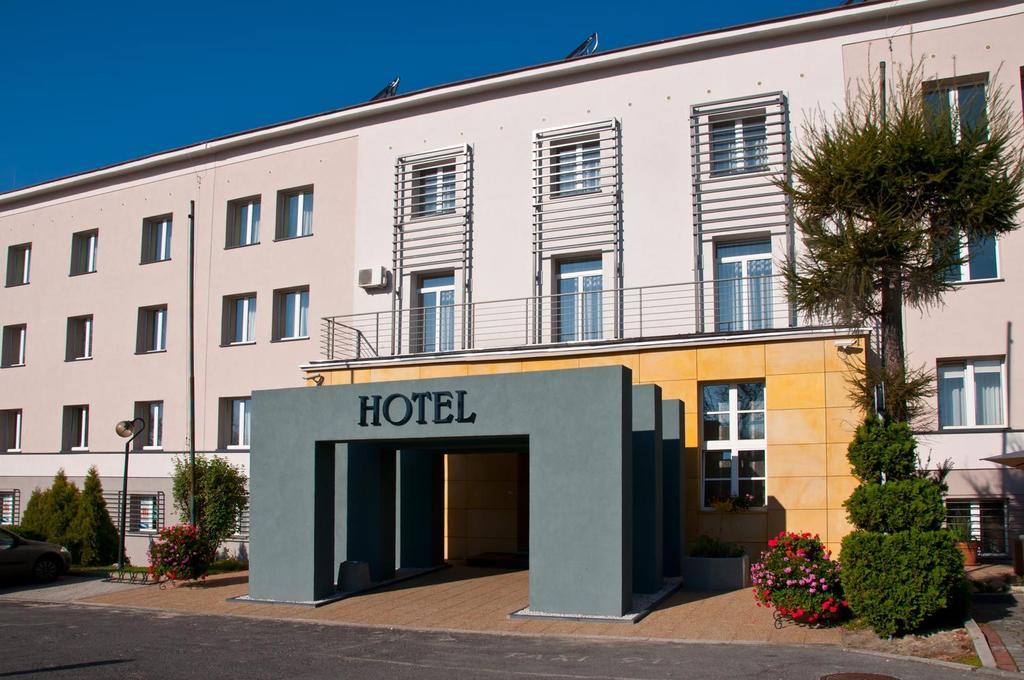 Brojan Otel Jaworzno Dış mekan fotoğraf